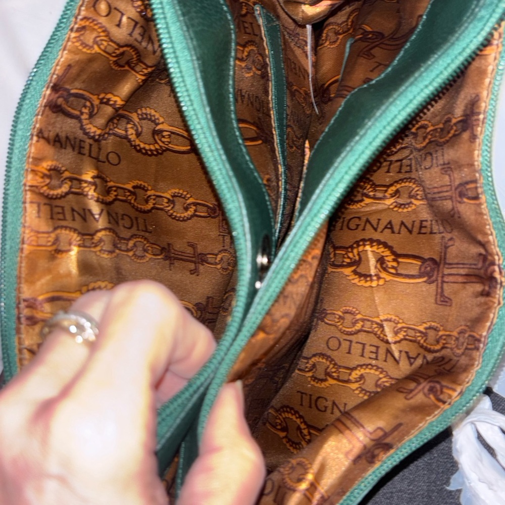 Tignanello Forest Green Suede Shoulder Expandable Bag. Zip Sides Change Size. - Picture 8 of 17